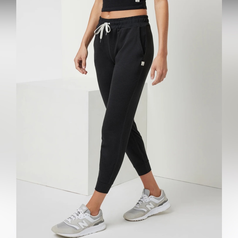 Vuori joggers